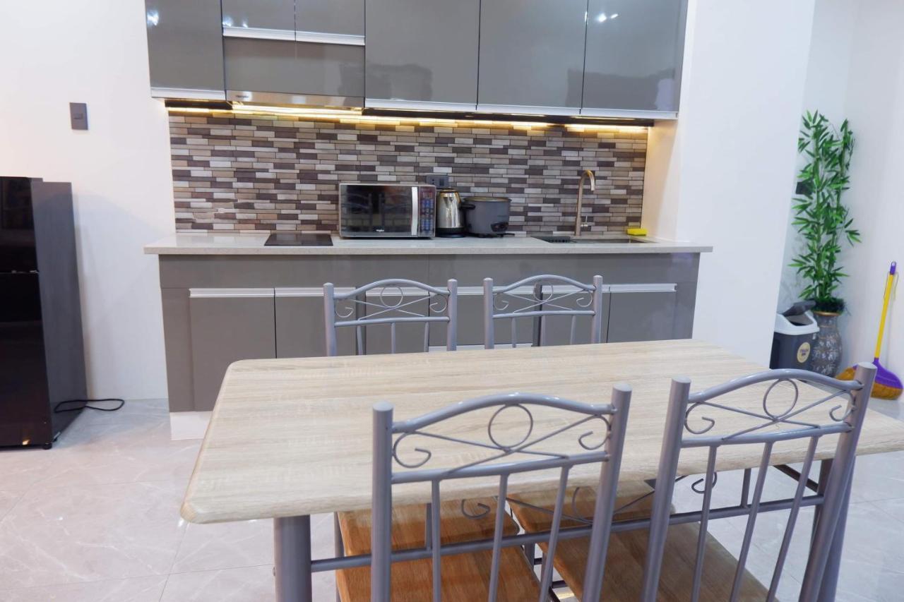 Cozy Entire Condo Unit With Pool Access Angeles Eksteriør bilde